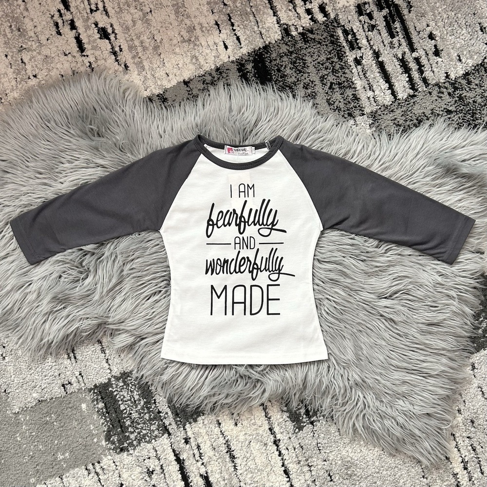 Boutique Girls "Fearfully & Wonderfully MADE" Graphic‎ Jersey Top Size 2/3T